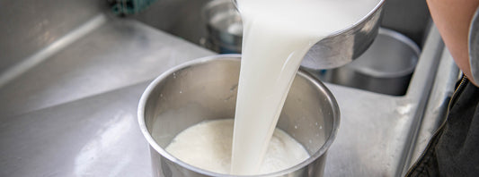 Raw goat milk