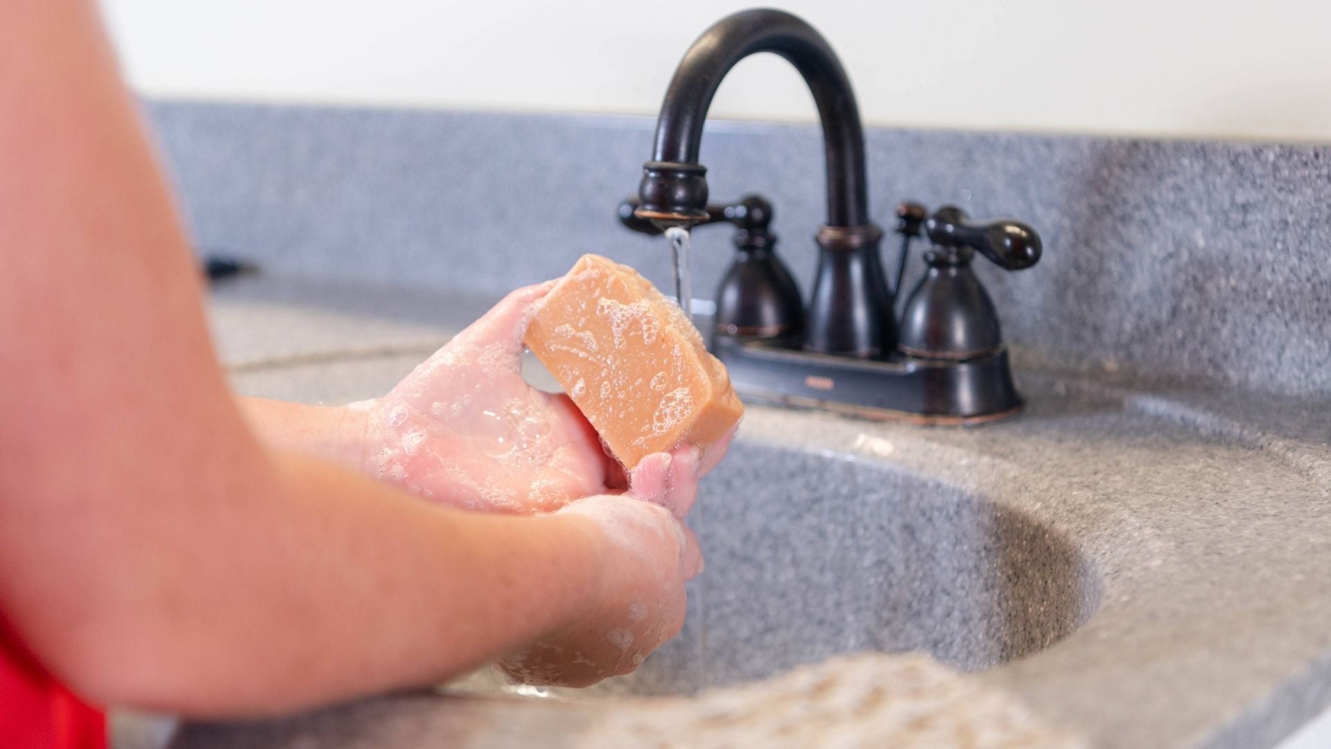 Delivers Great Lather, Lasting Scent, and Eczema Relief