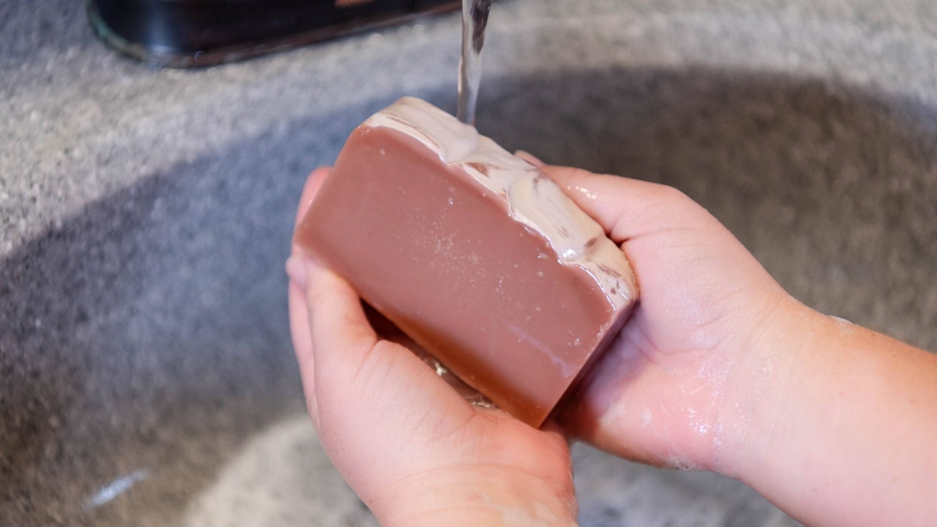 Light, Lovely Violet – Silky, Clean, and Luxurious!
