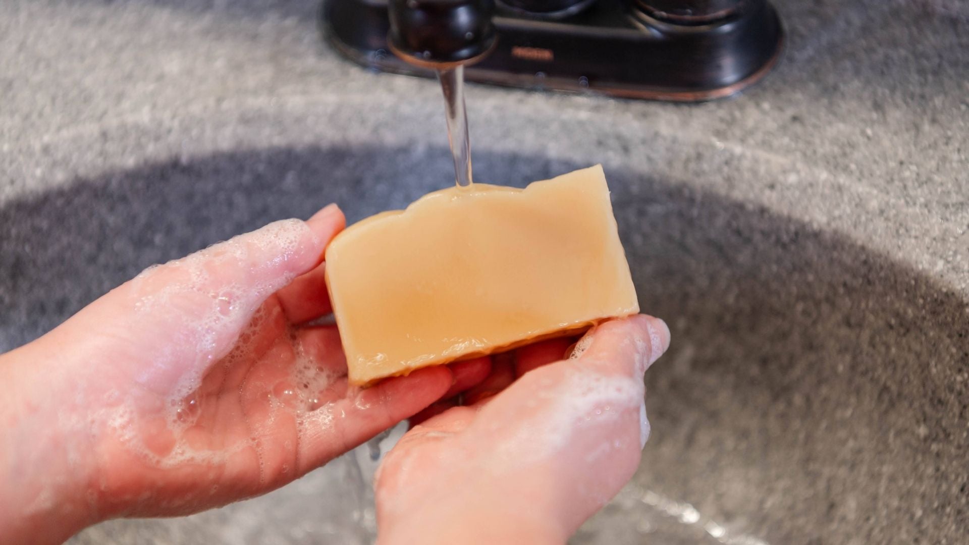 Perfect for Both Oily & Dry Skin