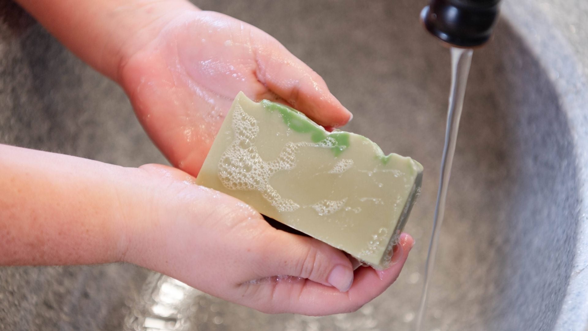 Luxurious Lather and Superior Moisturization