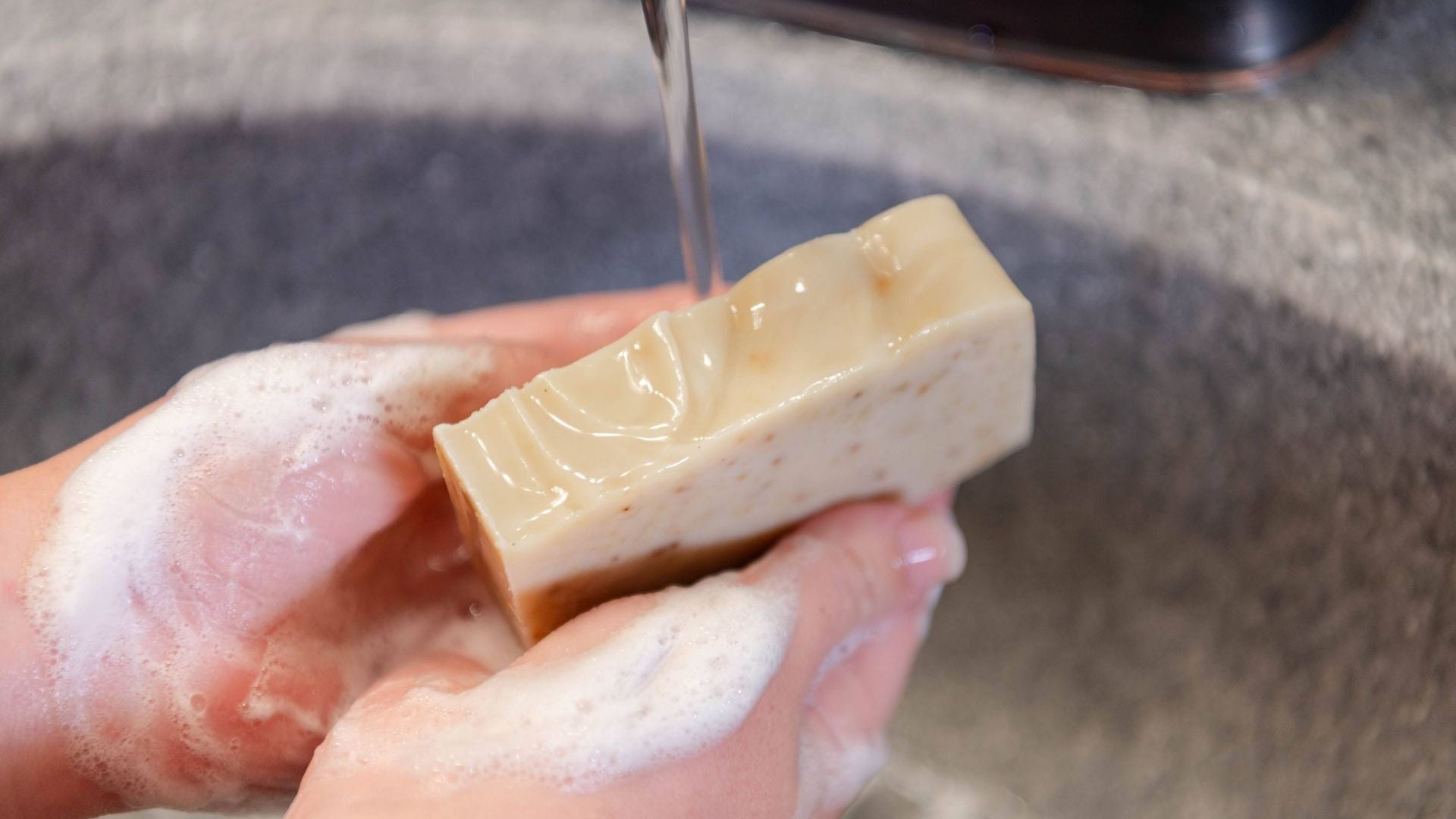  A Gentle Savior for Chemo-Dry Skin